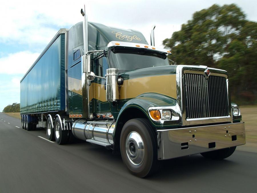  International 9900i 2004 года  (фото 1 из 3)